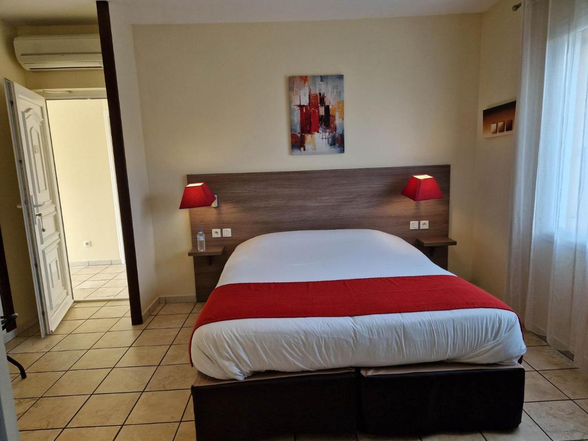 Le Relais Du Vivarais Viviers Buitenkant foto